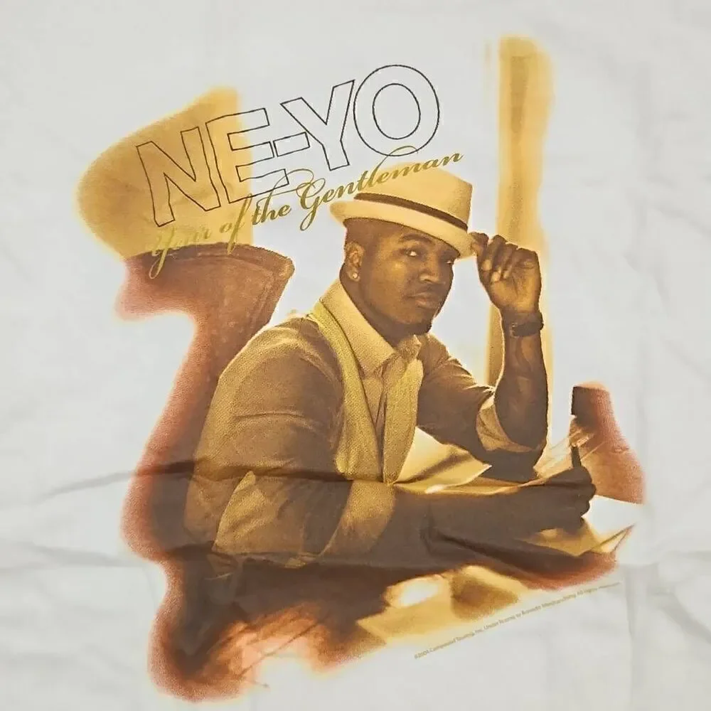 Ne-Yo Year of the Gentleman Album Girls Size Small Concert T-Shirt Music Hip Hop
